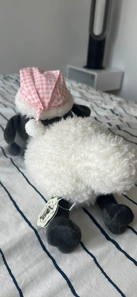 Shaun the Sheep Plush Toy with Sleeping Cap - Japan - photo 3