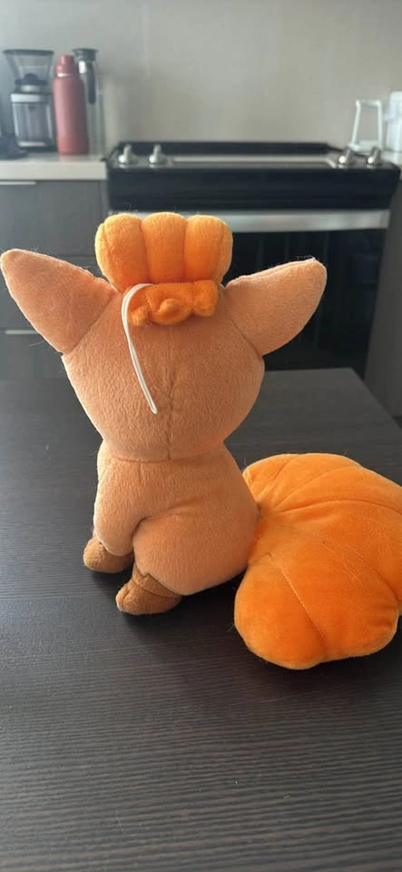 Pokémon Vulpix Plush - Japan Claw Game Exclusive - photo 2