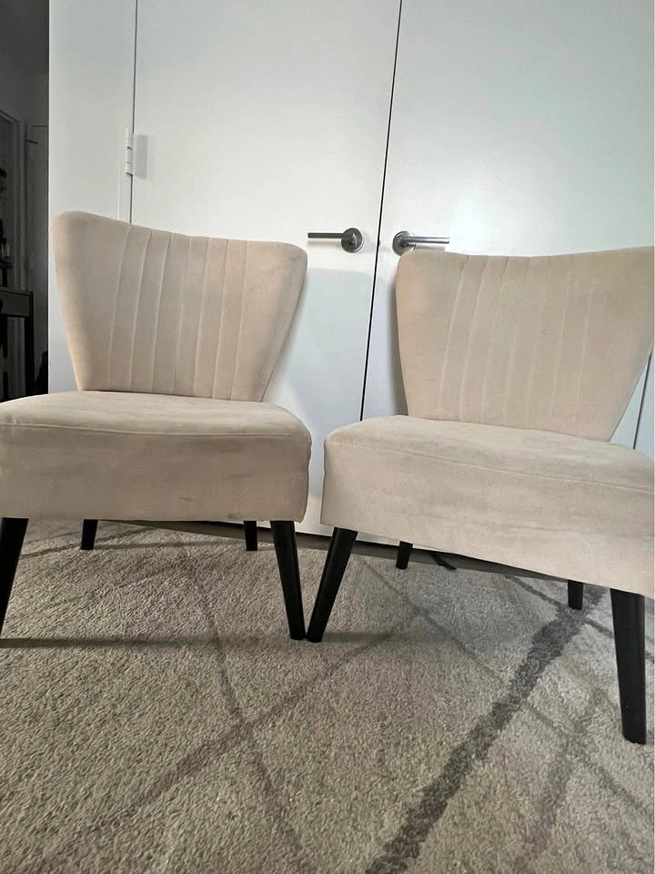 Set of 2 Beige Upholstered Accent Chairs – Modern & Elegant