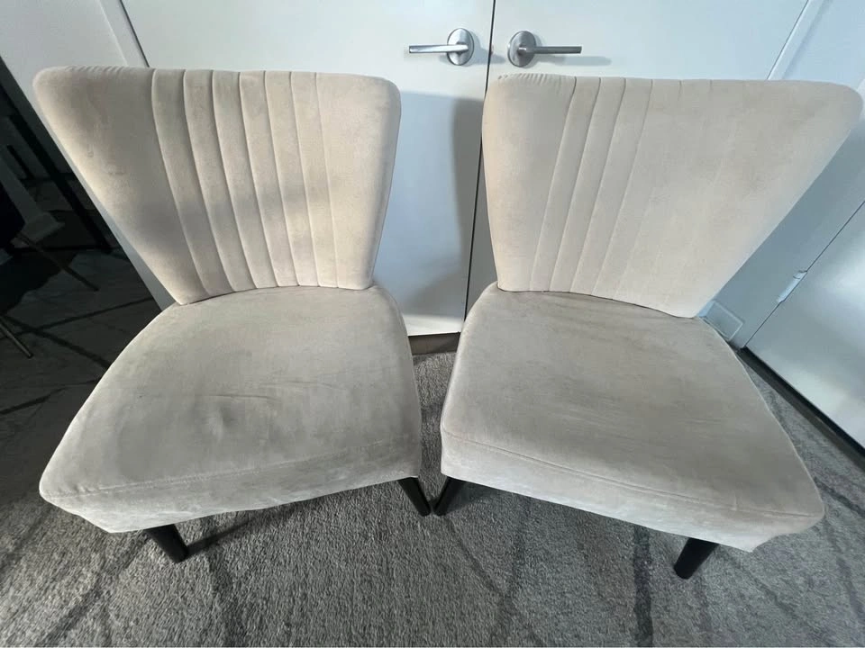 Set of 2 Beige Upholstered Accent Chairs – Modern & Elegant - photo 3