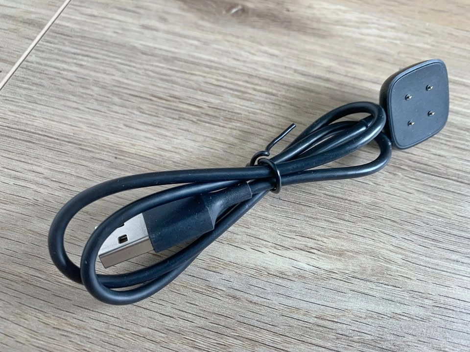 Fitbit Versa 3/4/Sense/Sense 2 Magnetic Charger Cable