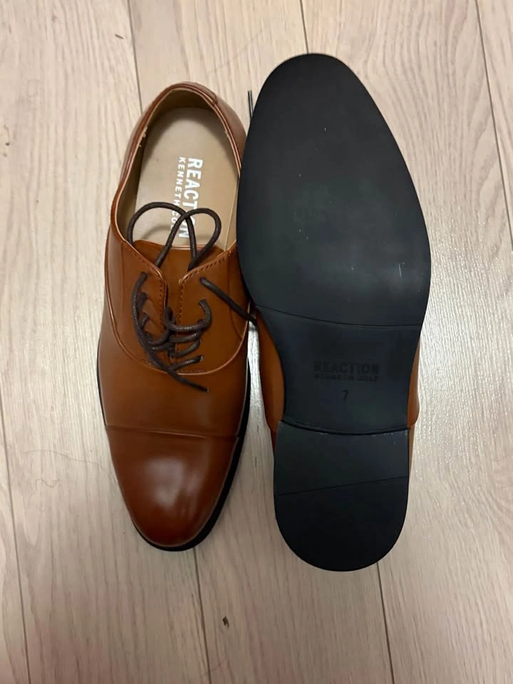 Kenneth Cole Brown Dress Shoes (Men's 7) - photo 2