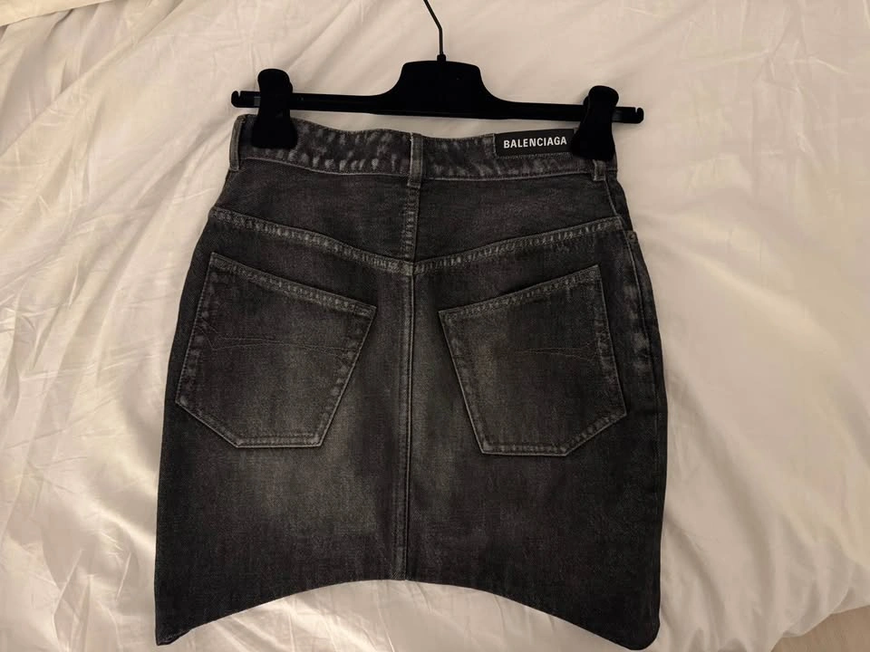 Balenciaga Hourglass Mini Denim Skirt Size 26 - photo 2