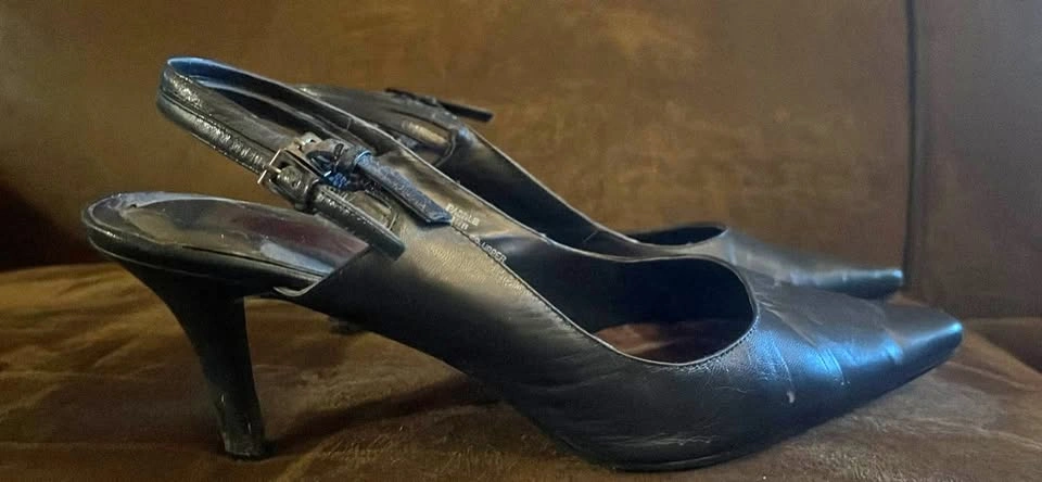 PAERLE Navy Leather Slingback Heels 8 1/2 B