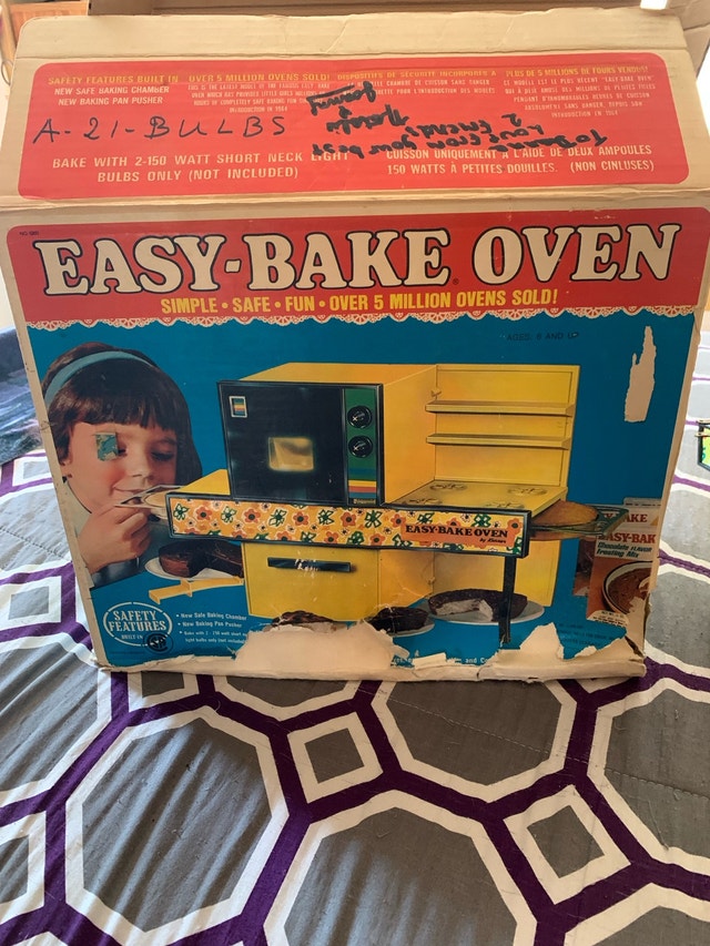 Vintage Easy Bake Oven