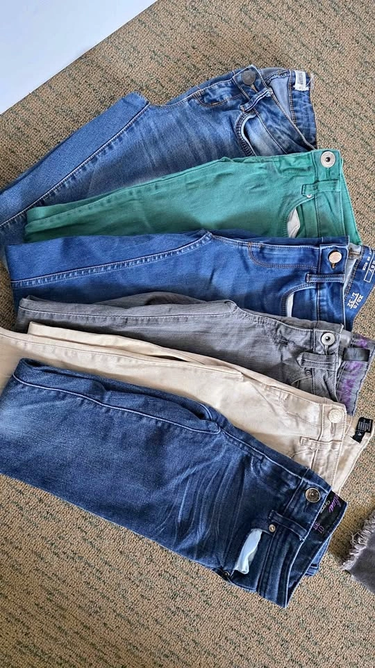 EUC Ladies Jeans (Sz 0/1, mostly 0)