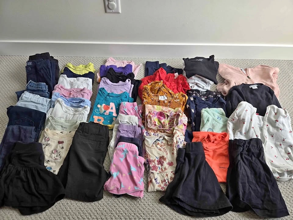 Huge lot of 4yo clothes