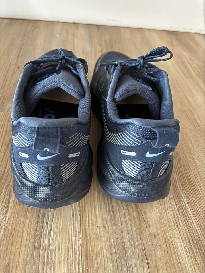 Brand New Nike Vomero 18 Running Shoes - Men's 7.5 - photo 5