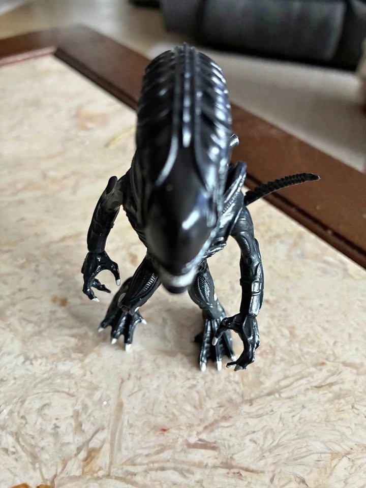 Aliens Xenomorph Black Action Vinyl figure