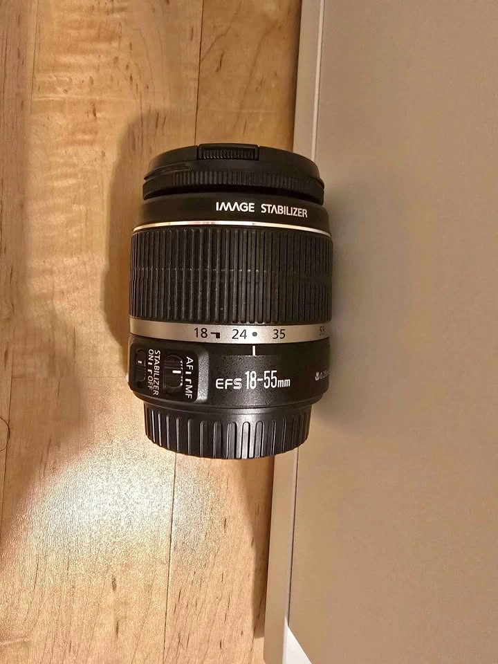 READ CAPTION! Canon EF-S 18-55mm Lens with UV filter