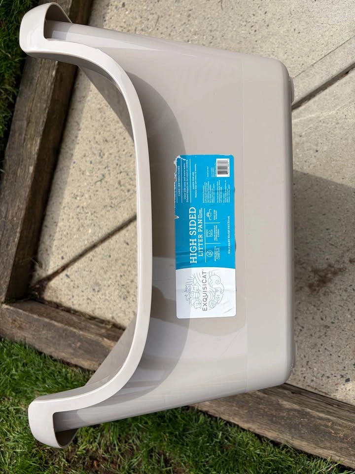 Cat Litter Box - High Sided - photo 2