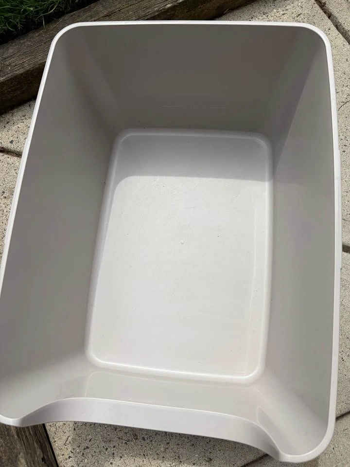 Cat Litter Box - High Sided - photo 3