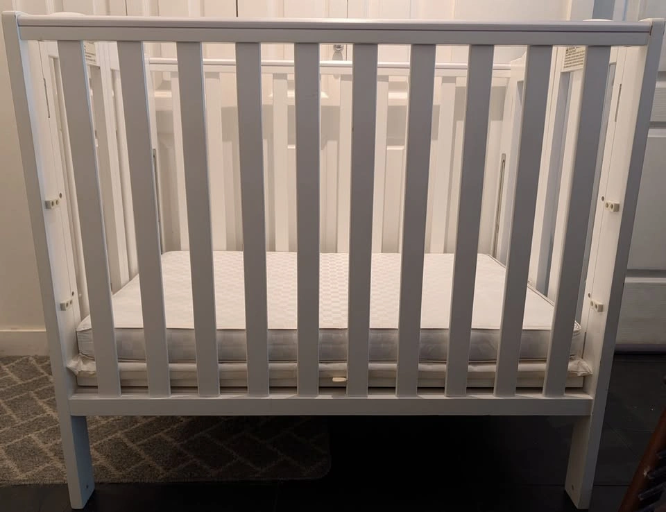 Wooden Mini Baby Crib & Mattress - Used - photo 4