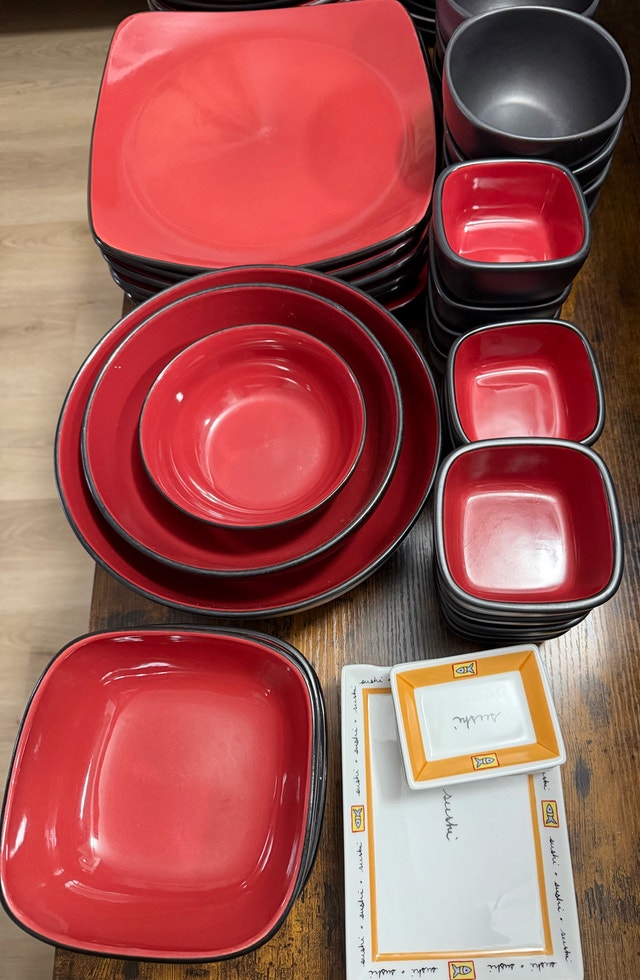 Dining Set - Plates, Bowls, Condiment Dishes - photo 2