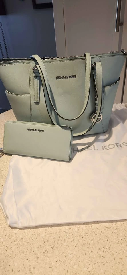 Michael Kors Marilyn Tote & Wallet Set - photo 2