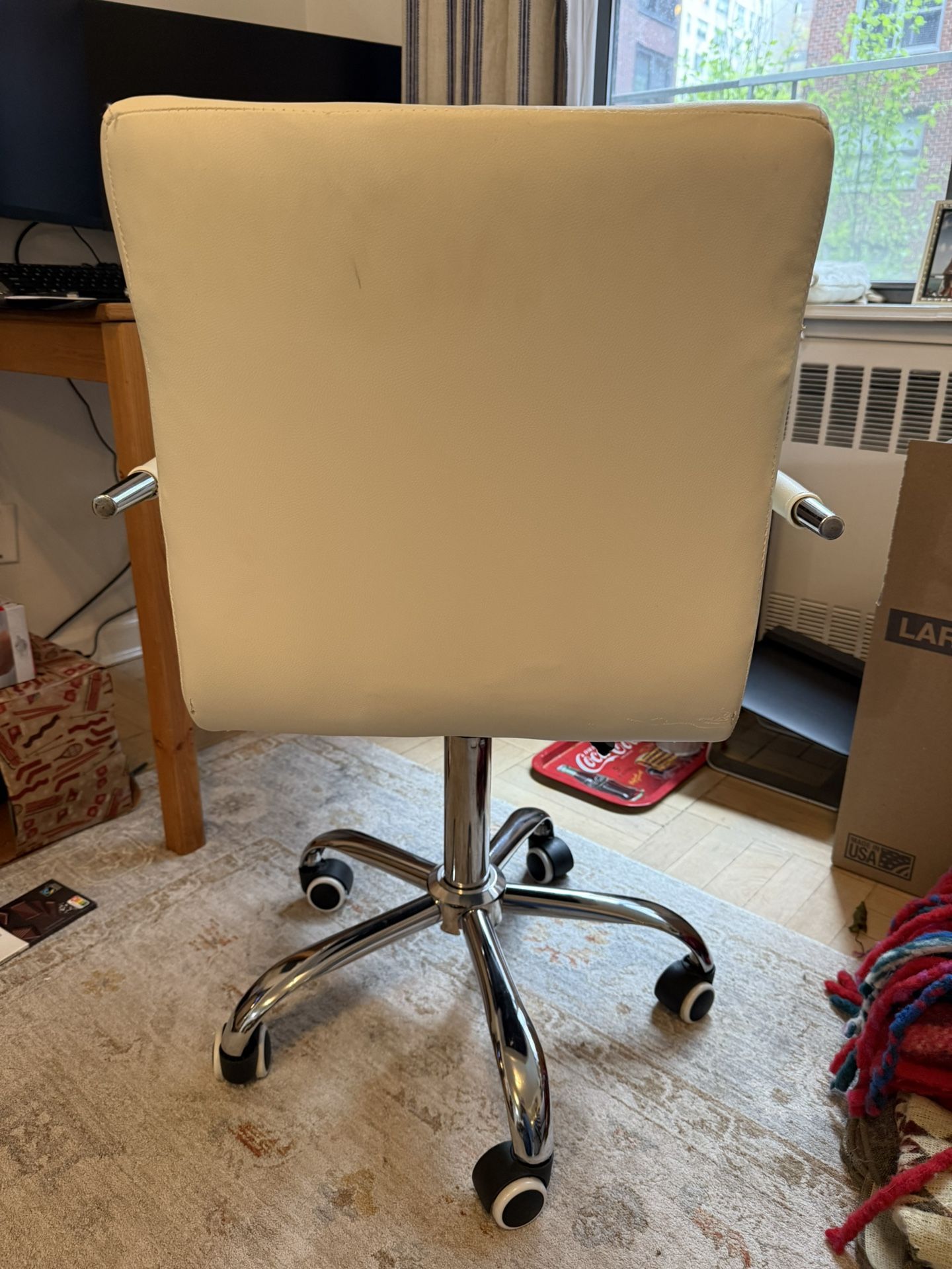Ergonomic Office Desk Chair - photo 2