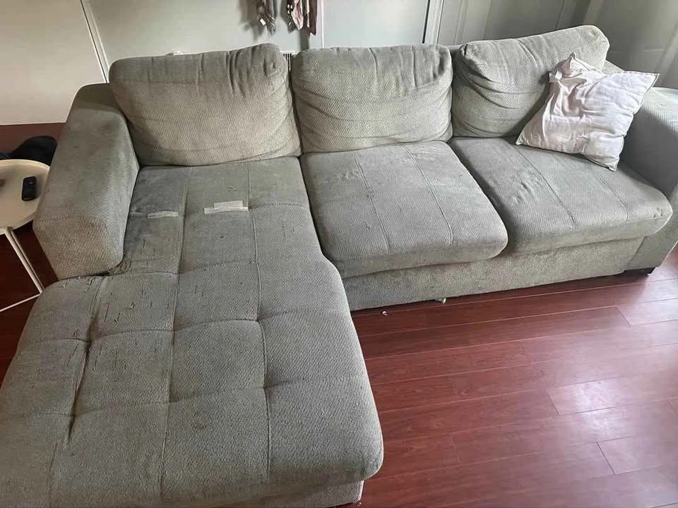 Light grey sectional sofa with chaise - photo 3