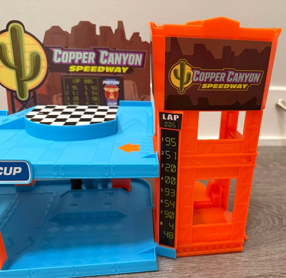 Disney Pixar Cars Glow Racers Copper Canyon Playset - photo 4