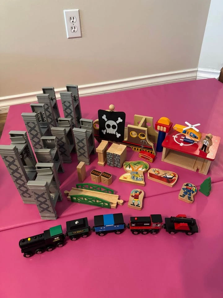Wooden Toy Train and Track Set - photo 2