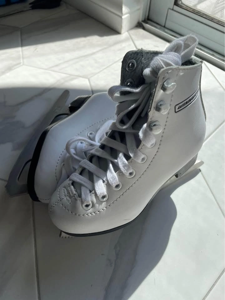 Junior figure skates - photo 2