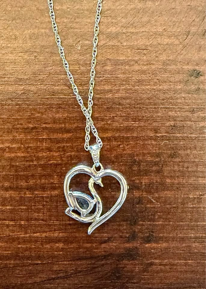 Swarovski Crystal Sterling Silver Necklace Like New! - photo 5