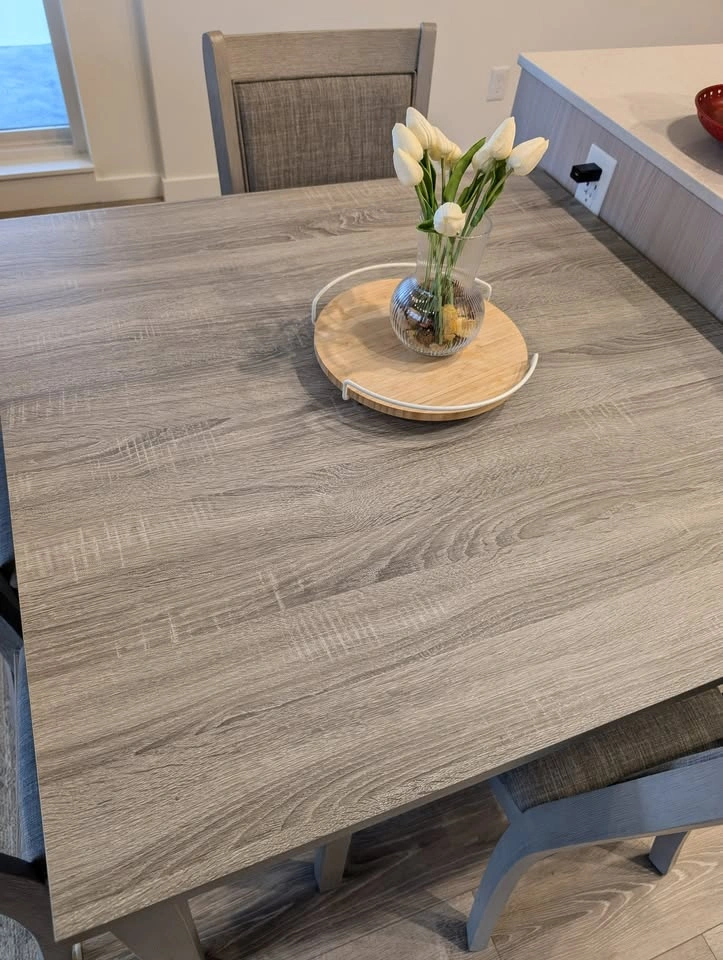 Leon's Rain 5 piece Dining Set