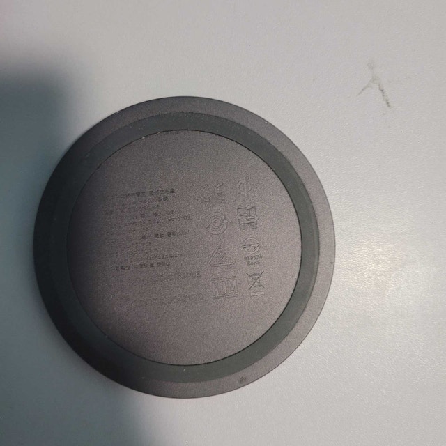 Wireless Charger - photo 2