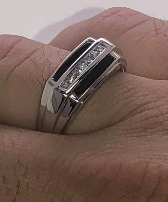 Rogers and Hollands 10kt White Gold Men's Onyx Diamond Ring - photo 2