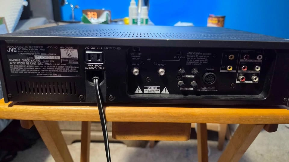 Vintage 70s/80s/90s Tech Bundle (JVC Boombox, Sony Cassette, JVC - photo 2