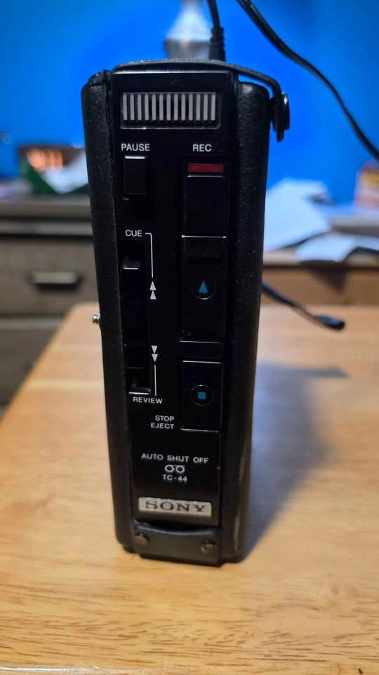 Vintage 70s/80s/90s Tech Bundle (JVC Boombox, Sony Cassette, JVC - photo 3