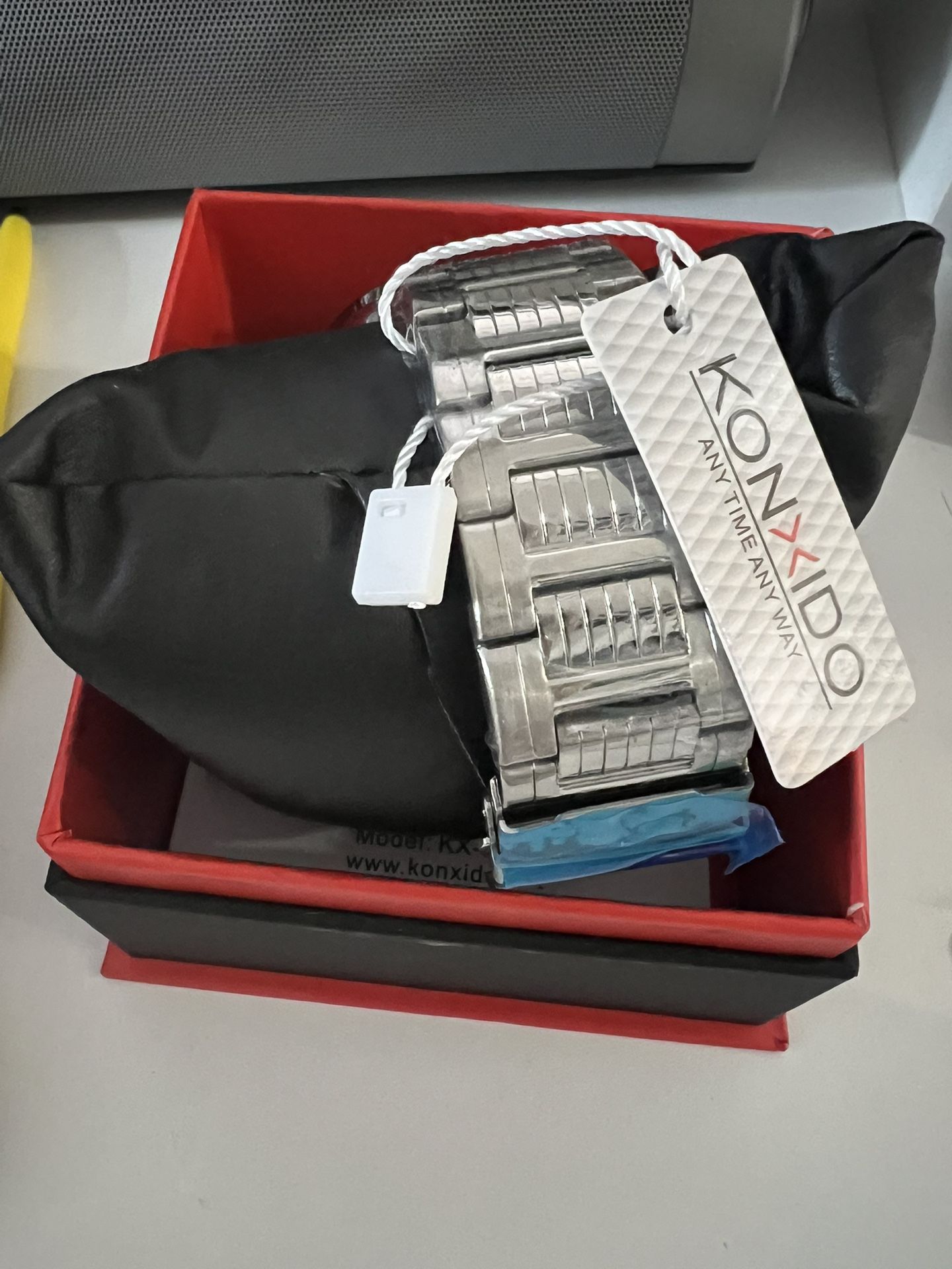 Mens Watch New in Box - photo 3