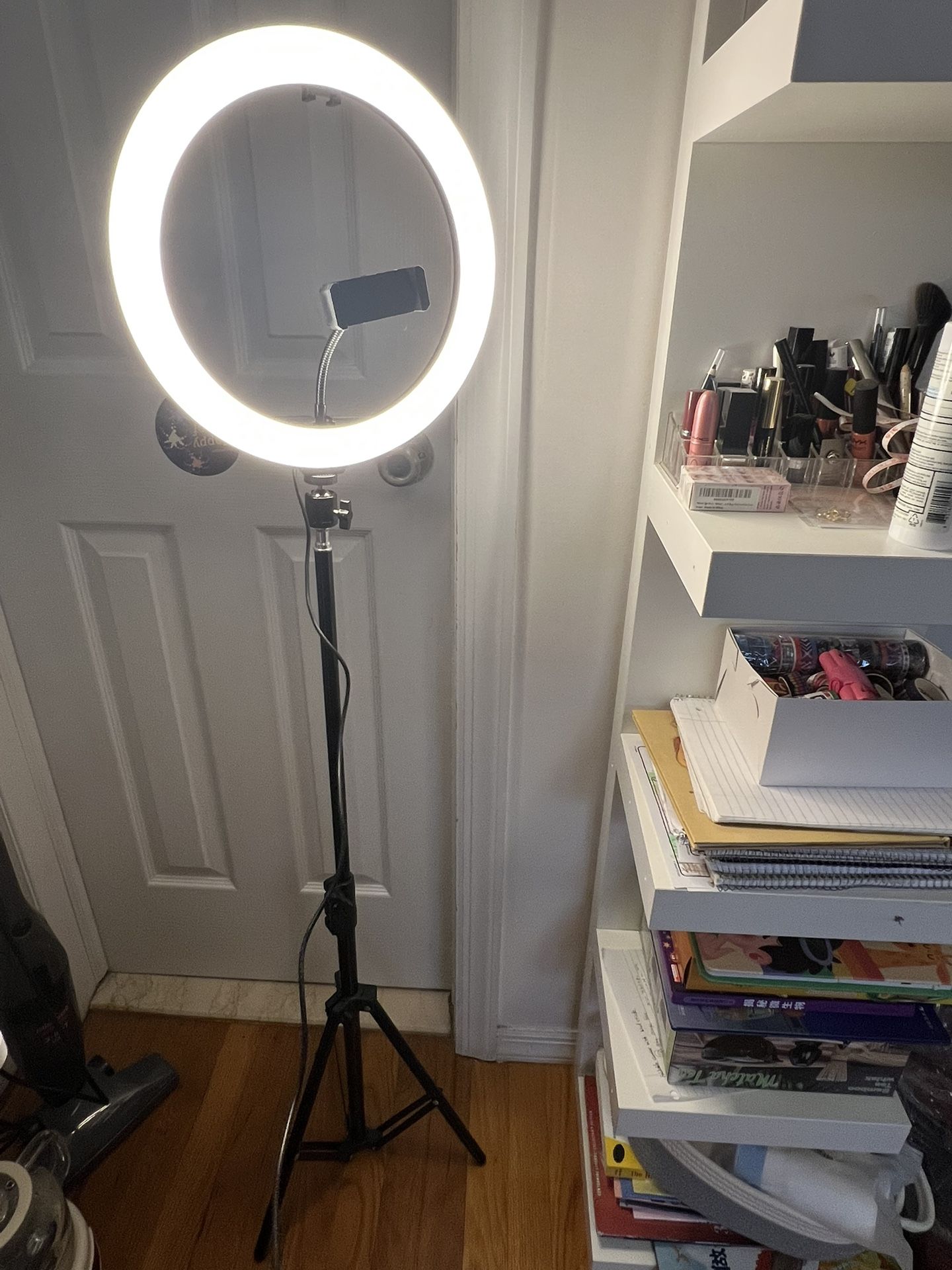 Dimmable Ring Light w/ Adjustable Stand - Like New - photo 3