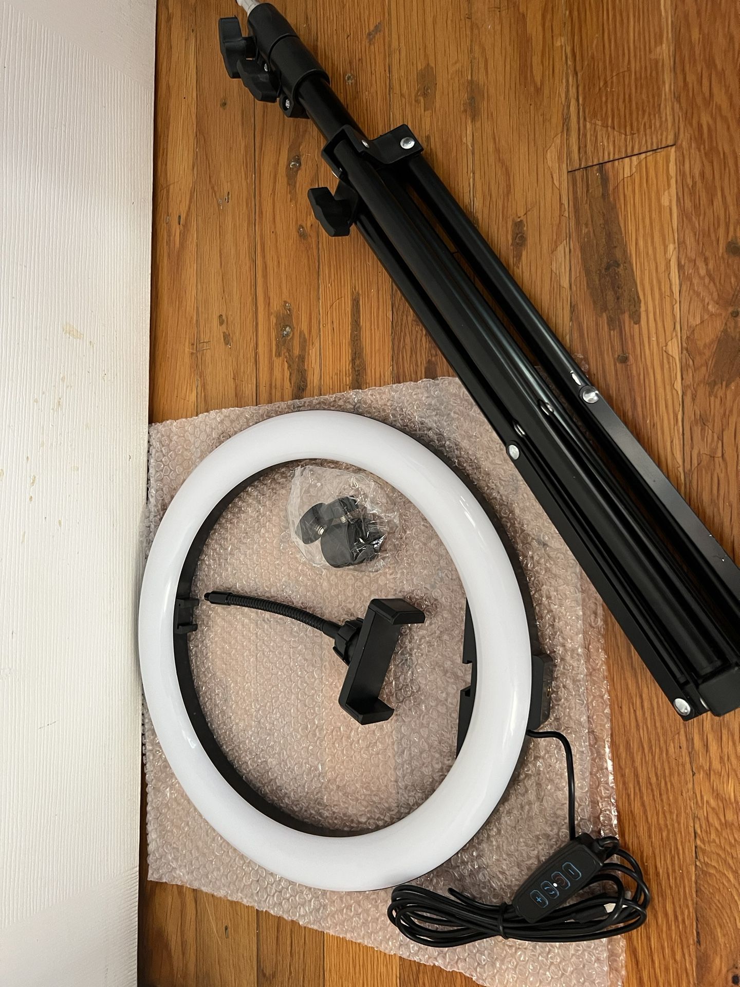 12" Dimmable Ring Light with Tripod Stand - photo 5