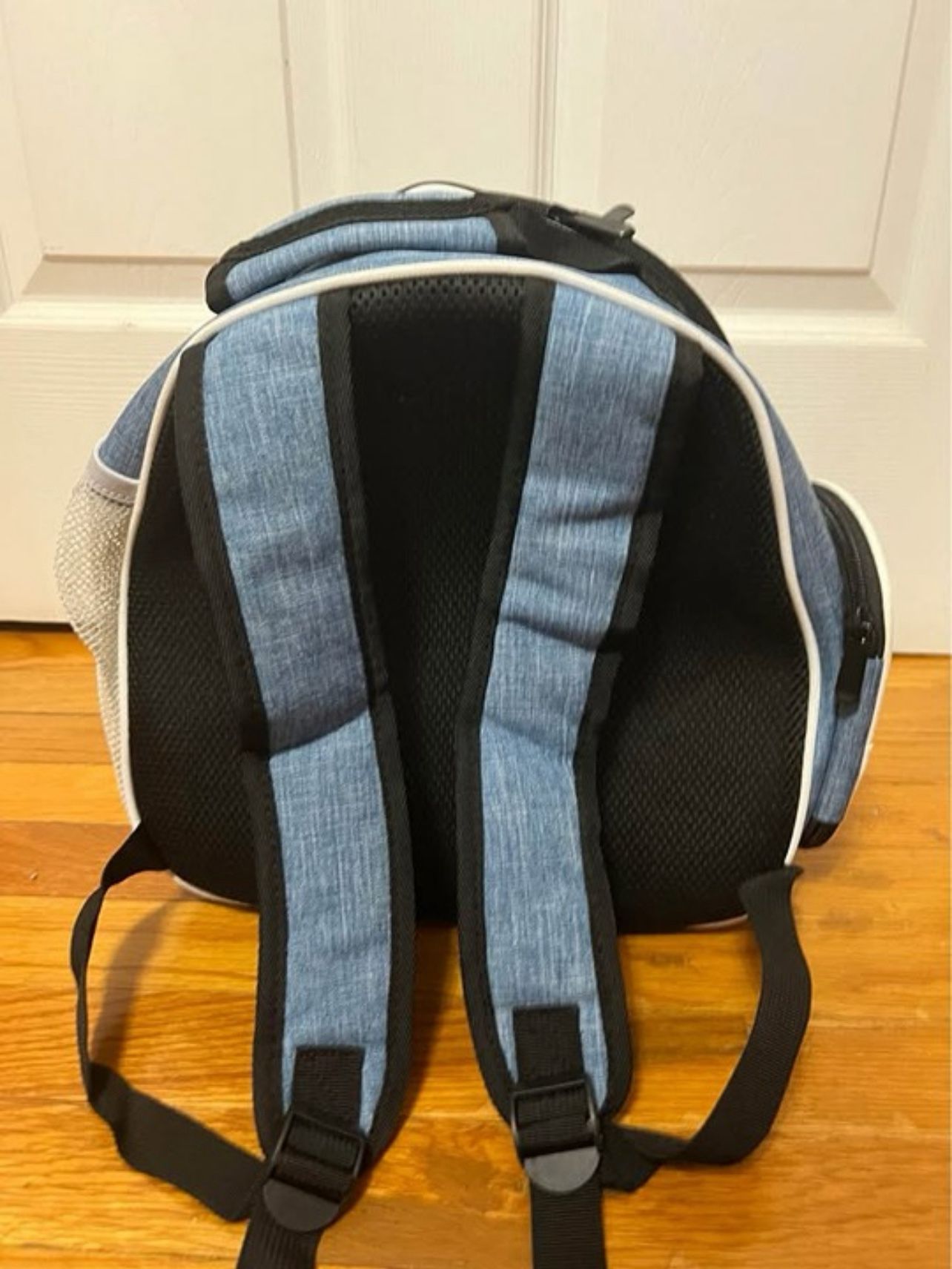 Small Dog/Cat Backpack Carrier – Travel Friendly - photo 3