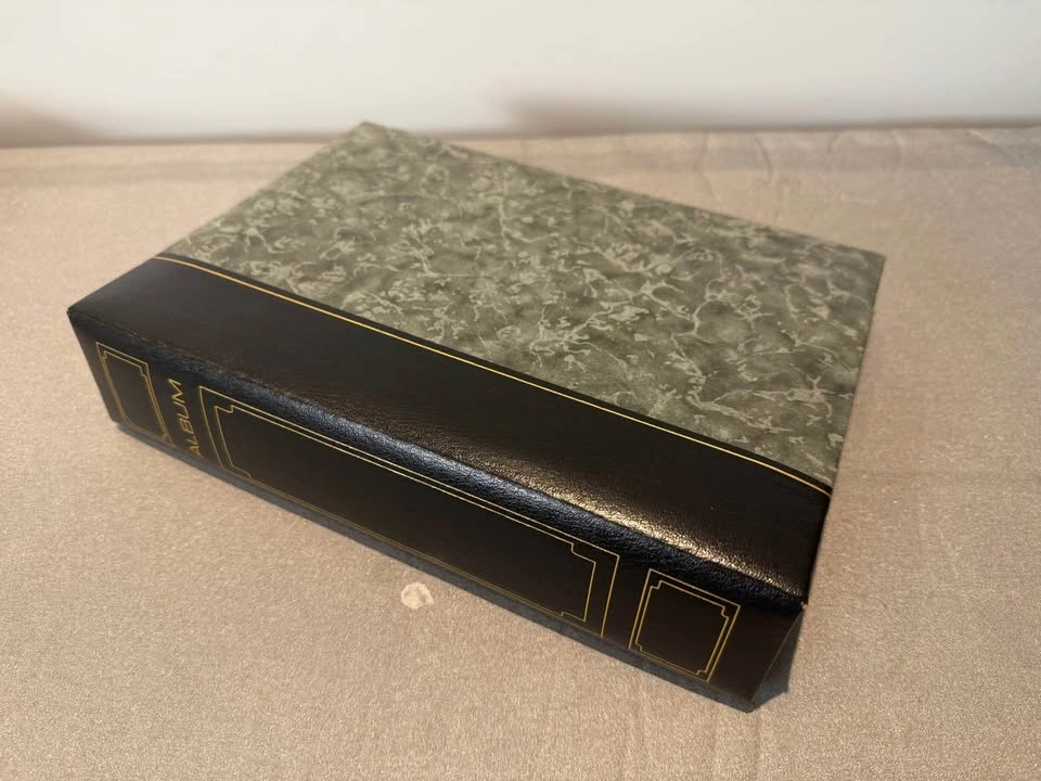 7 1/2 x 10" Photo album (200 photos) from Blacks - photo 2