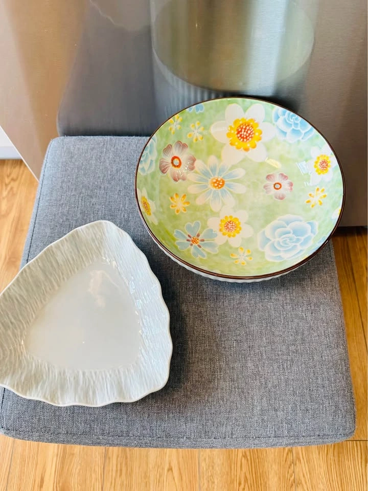 Assorted Bowls - photo 2