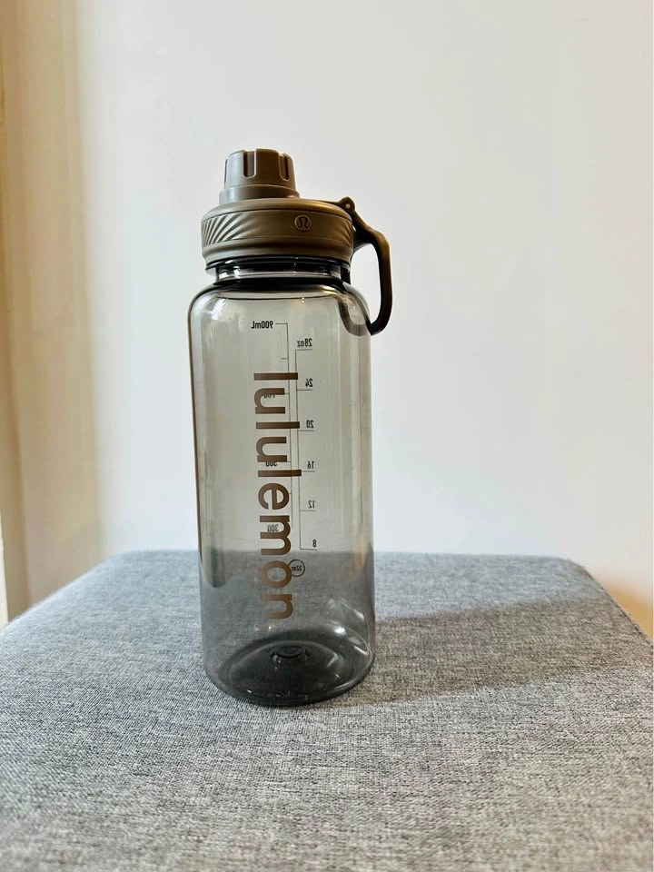 Lululemon Back to Life Clear Bottle 32 oz