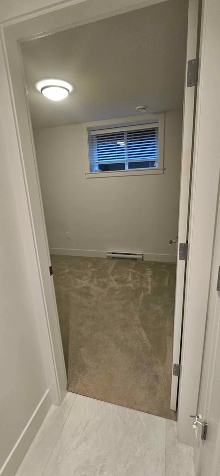 Private room for rent - photo 2