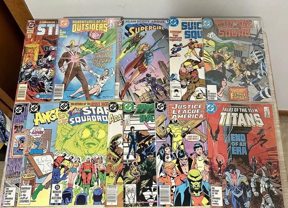 80’s/90’s DC Comic Book Lot Superman Superboy - photo 4