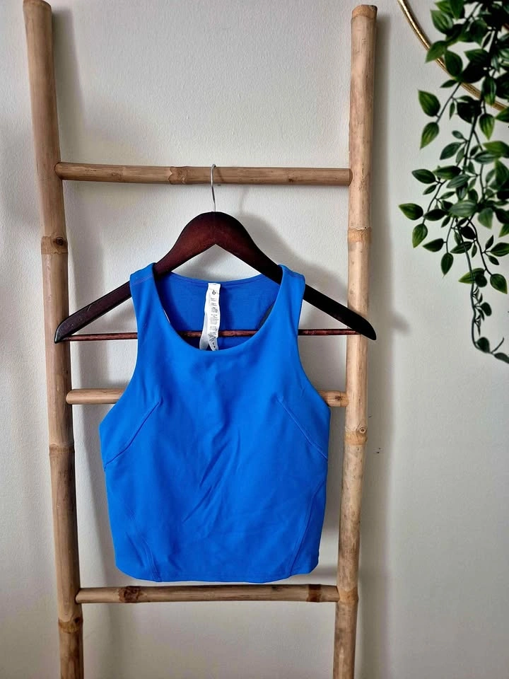Lululemon top