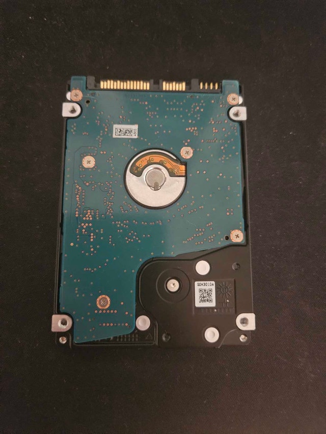 Toshiba 1 TB Hard Drive - photo 2