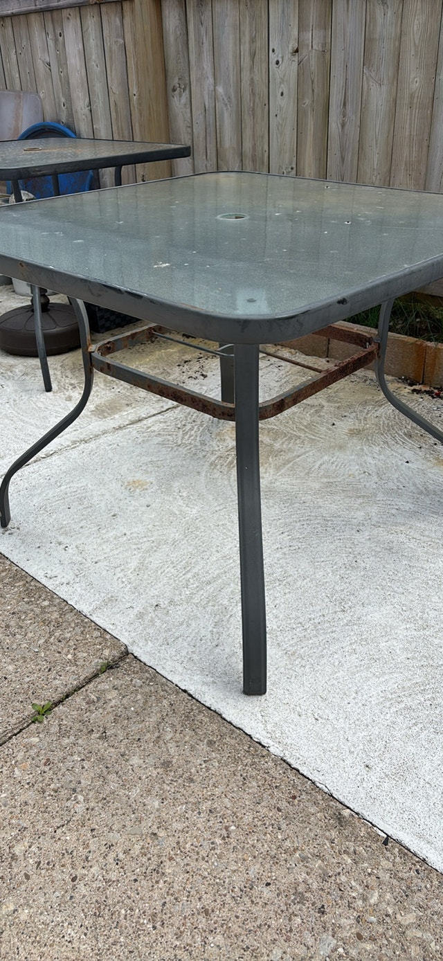 Square patio table - photo 2