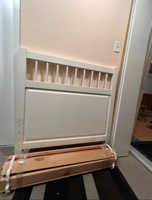 BEAUTIFUL SINGLE BEDS, SOLID WOOD - photo 5