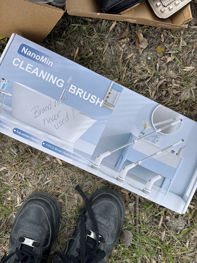 cleaning brush!!