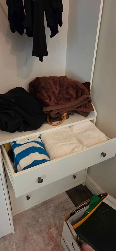 HAUGA Ikea 3 drawer wardrobe - photo 3