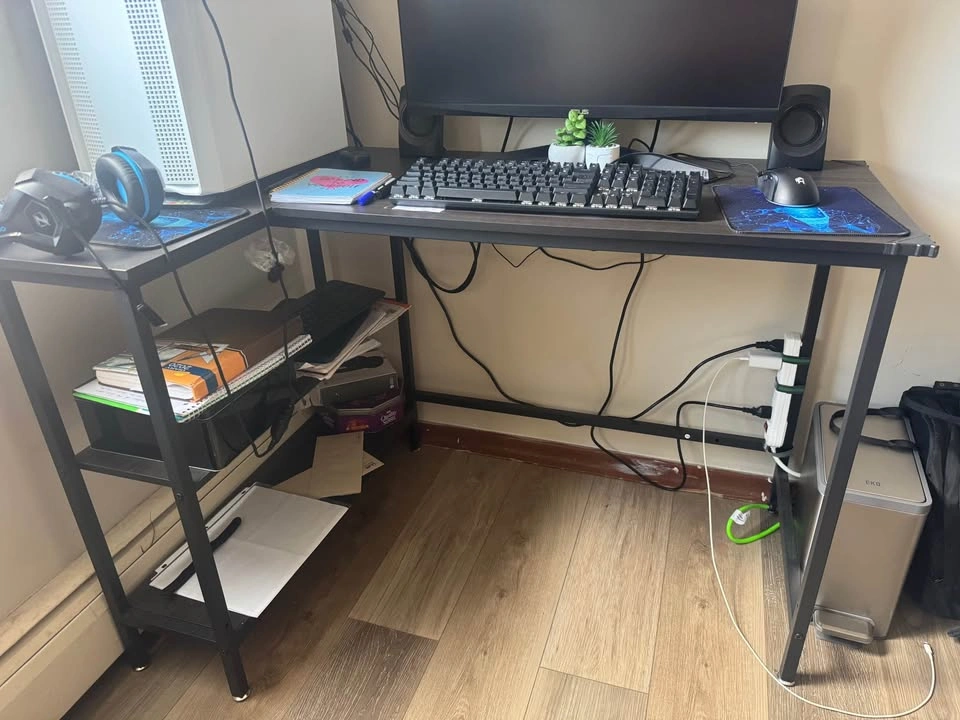 Table - Used 3 Months - photo 2