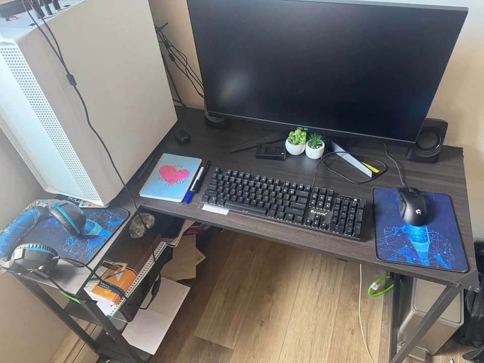 Table - Used 3 Months - photo 3