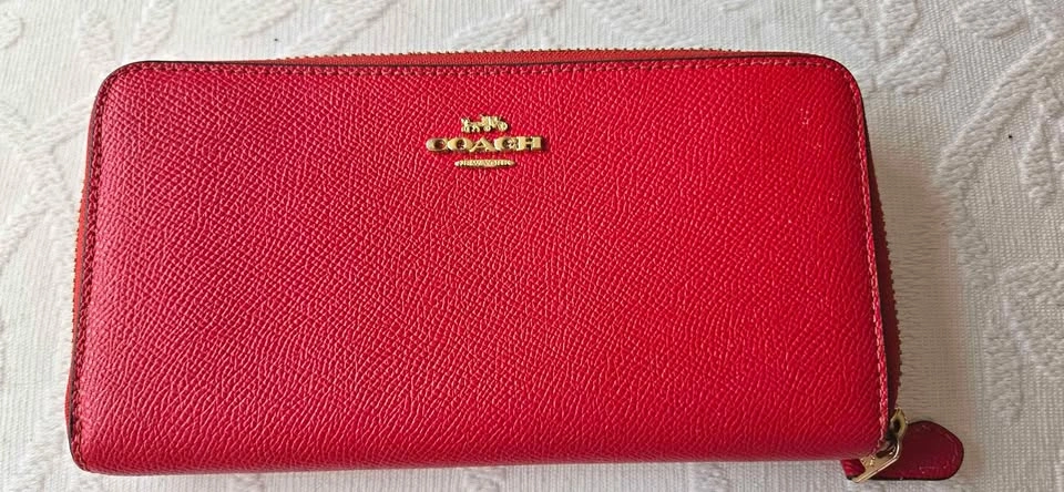 Coach wallet red