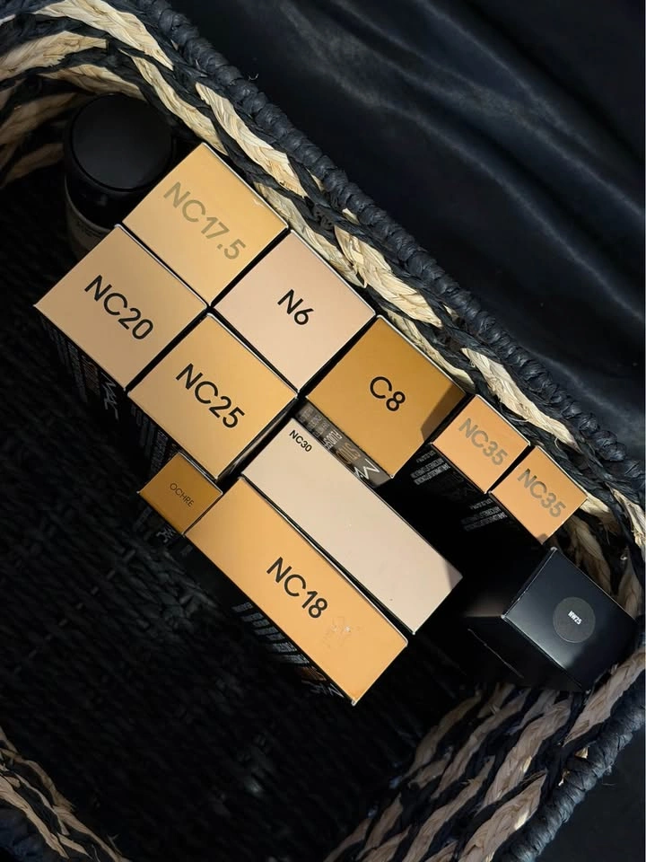 AUTHENTIC BNIB MAC Makeup - photo 2