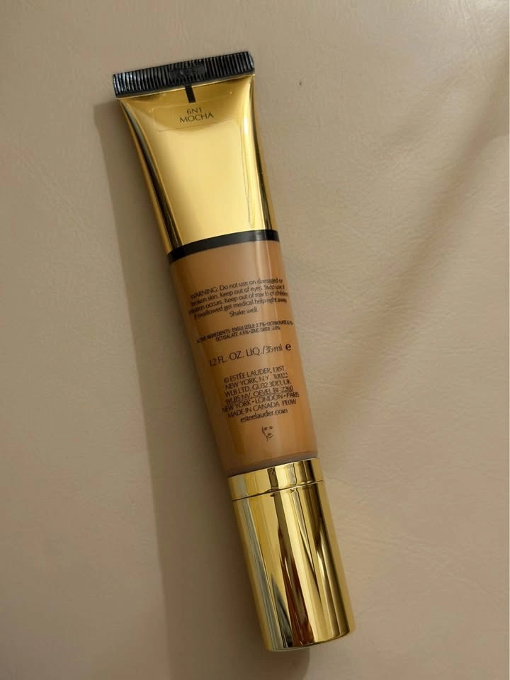 Estée Lauder Futurist Hydra Rescue Makeup - photo 2